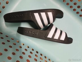 Nové - Detské šlapky ADIDAS - 2