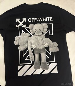 Off-White Black Tee, Size M - 2