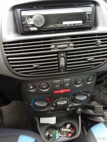 Fiat Punto 1.2 - 2