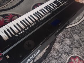 Yamaha psr s650 - 2