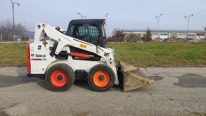 Šmykový nakladač Bobcat S650. - 2