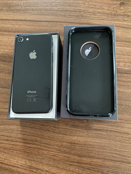 iPhone8 64 GB 100% batéria - 2