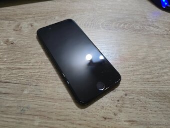 Iphone se 2020 64gb plnefunkcny s novou bateriou telefon ma - 2