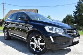 Volvo XC60 D5 Summum Geartronic AWD - 2