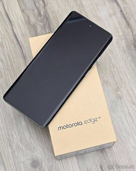 motorola edge 40... - 2