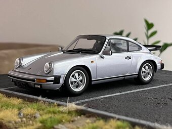 1:18 1988 PORSCHE 911 Carrera Coupe 3.2 - KK-Scale - 2