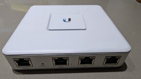 Ubiquiti UniFi Security Gateway - 2