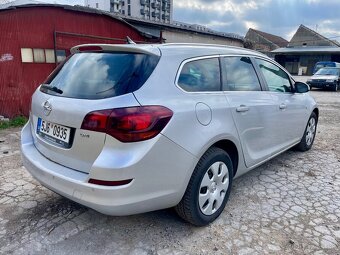 Opel Astra 1.7 Sports Tourer - 2