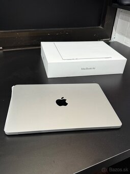 MacBook AIR M3 - 2