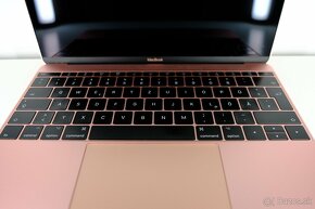 MacBook (Retina, 12-inch, 2015) 8/256 GB - 2