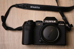 Fujifilm x-s20 - 2