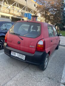 Predám auto + 4 nové gumy na diskoch - 2