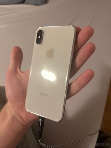 iPhone Xs - 2