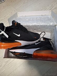 NIKE AIR MAX 270 - 2