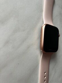 Apple Watch 6, funkčné, s nabíjačkou - 2