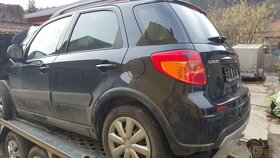 Rozpredám Suzuki SX4 na náhradné diely - 2