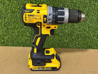 DeWALT DCD708 vŕtací skrutkovač - 2