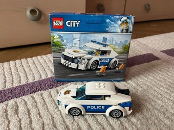 LEGO  CITY 60239 - policajná patrola - 2