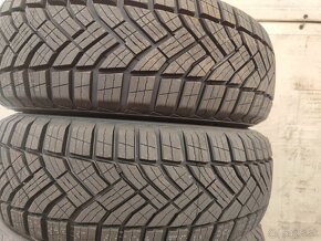 215/70R15C 109/107S - 2