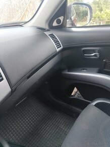 Mitsubishi Outlander 2.2 - 2