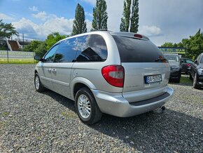 Chrysler Voyager 2.8 CRD s postelou - 2