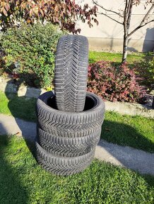 Predám zimné pneumatiky Laufenn 205/50R17 93V - 2