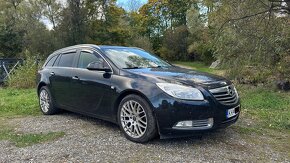 Opel insignia Sport Tourer - 2