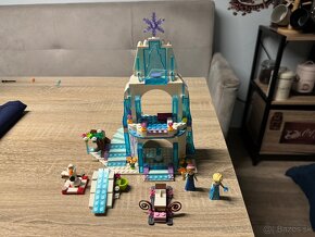 Frozen hrad Ice Enchanted lego - 2