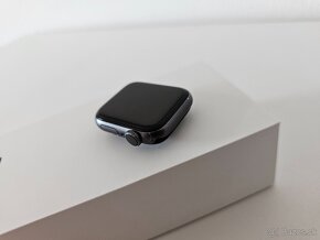 Apple Watch 4 40mm - 2