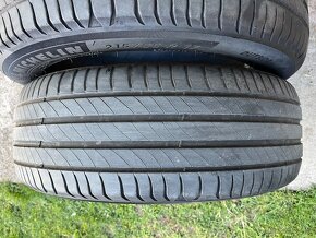 2ks. letné pneu. Michelin 215/55 r17 94W - 2