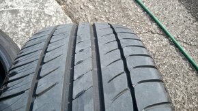 225/55 R17 - 2