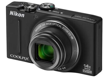 NIKON COOLPIX S8200 - 2