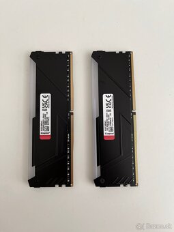 Kingston FURY 32 GB DDR4 3200 MHz CL16 Beast Black RGB - 2