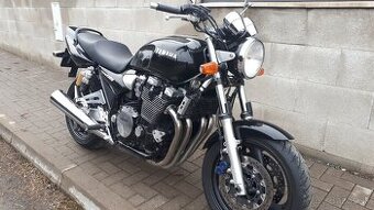 Yamaha XJR 1300 - 2