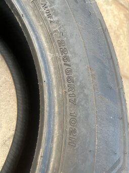 Bridgestone Alenza 225/65R17 - 2