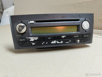 autoradio fiat grande punto 7646328316 15€ - 2