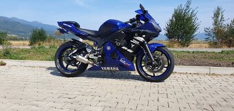 Yamaha R6 - 2