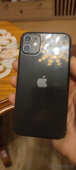 iPhone 11 128GB na diely, neblokovaný - 2