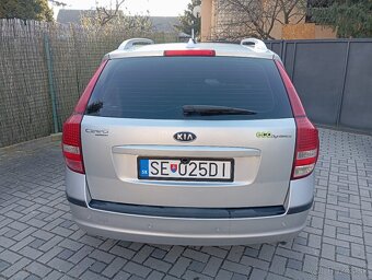 Kia Ceed SW 1.6CRDi rv.2011 - 2