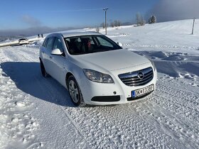 Predám opel insignia 4x4 2.0cdti 118kw - 2