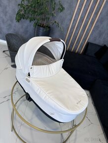 Predám Cybex hlbokú vaničku Carry Cot S LUX vo farbe seashel - 2