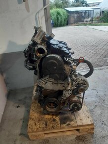 Komplet motor 1.9 TDi 77kw - 2