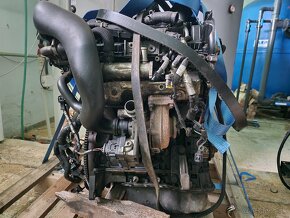 Motor Peugeot, Citroen, Land rover 2,7 HDi UHZ 150 KW - 2