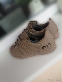 Adidas Superstar Chalky Brown veľ.42.5 - 2