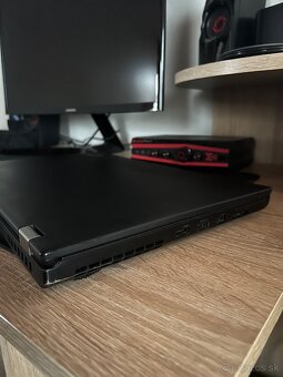 Lenovo ThinkPad P53 - 2