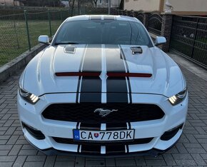 FORD MUSTANG 3.7 V6 224kW - 2