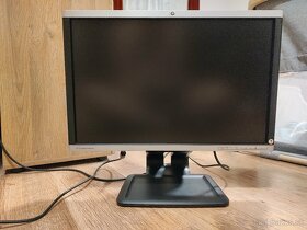 HP LA2205wg 22'' monitor - 2