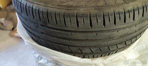 Letné pneumatiky 215/45 R17 - 2