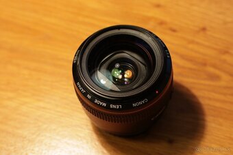 Canon EF 28mm f/1.8 USM - 2