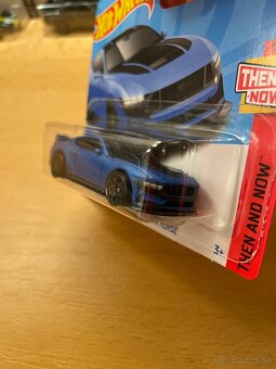 HotWheels Ford Mustang Dark Horse - 2